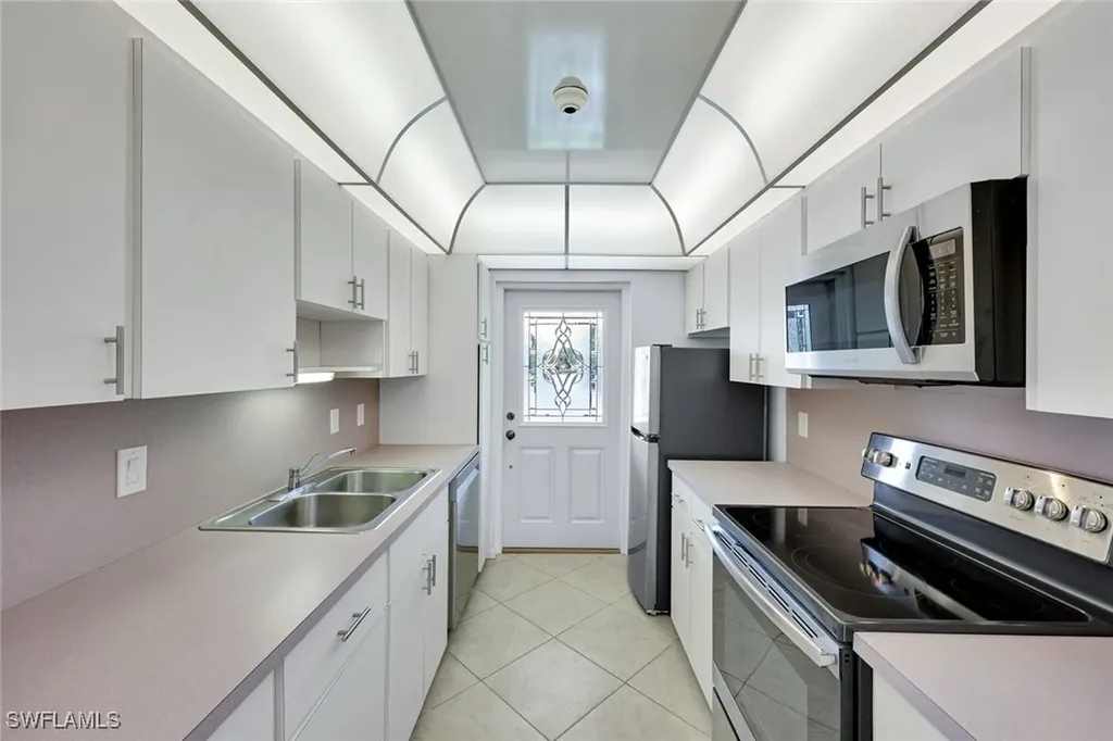 820 Ketch Drive Naples FL 34103