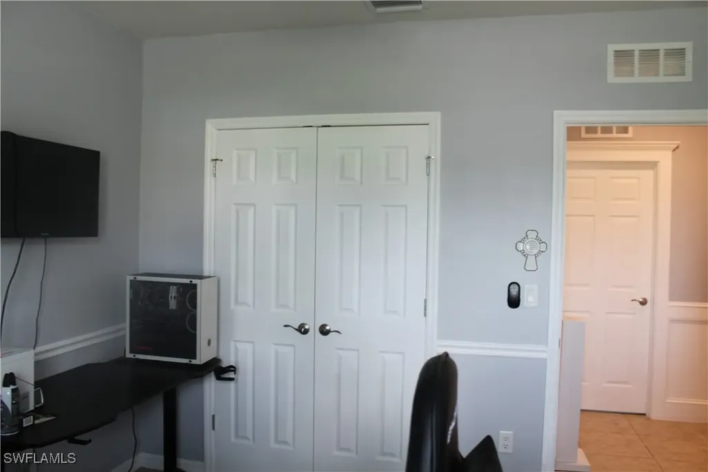 327 SW 19th Lane Cape Coral FL 33991