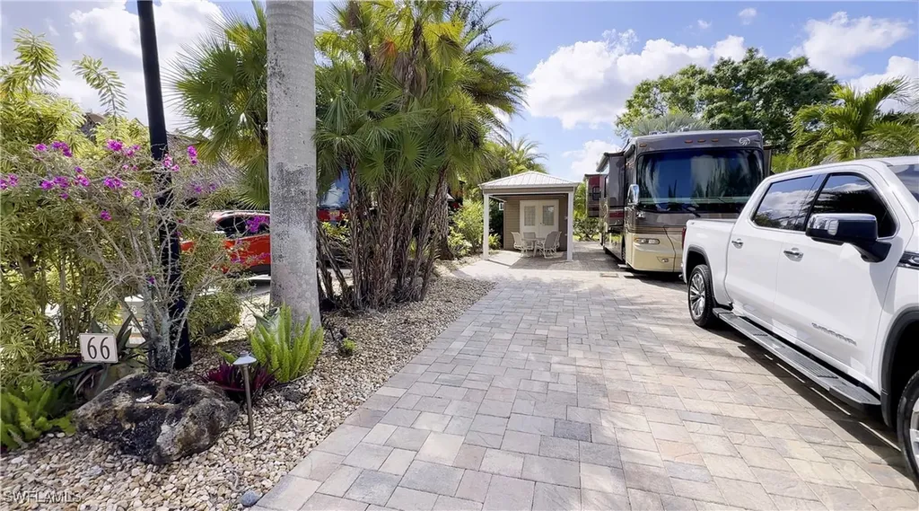 5230 Cypress Trail Resort Circle Fort Myers FL 33905