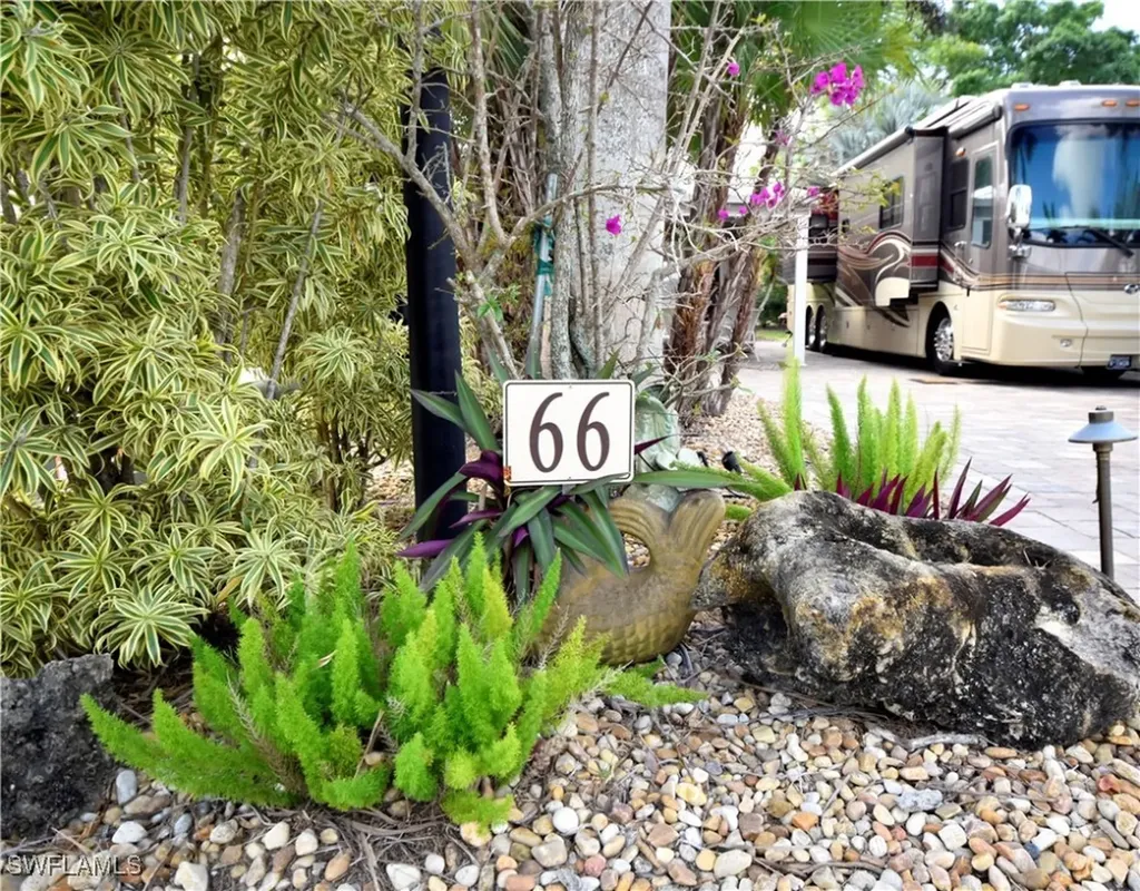 5230 Cypress Trail Resort Circle Fort Myers FL 33905