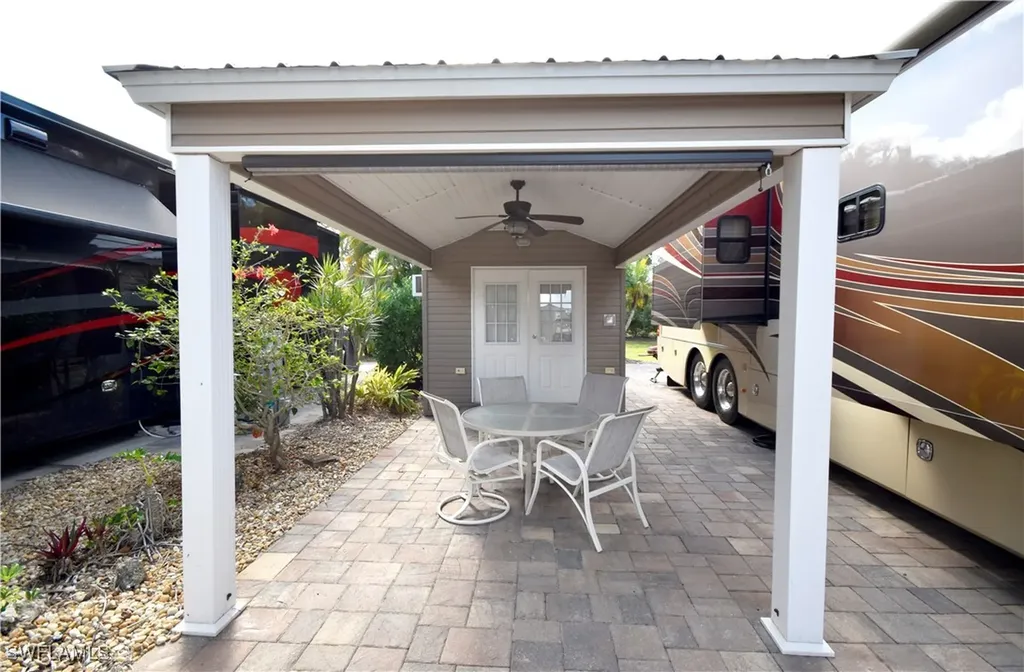 5230 Cypress Trail Resort Circle Fort Myers FL 33905