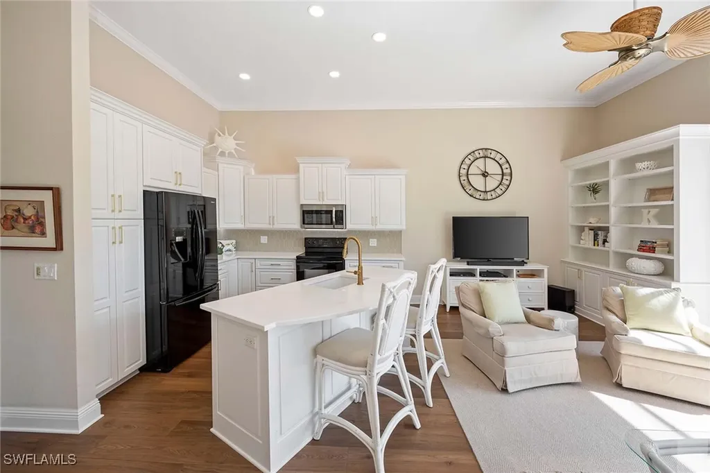8544 Pepper Tree Way Naples FL 34114