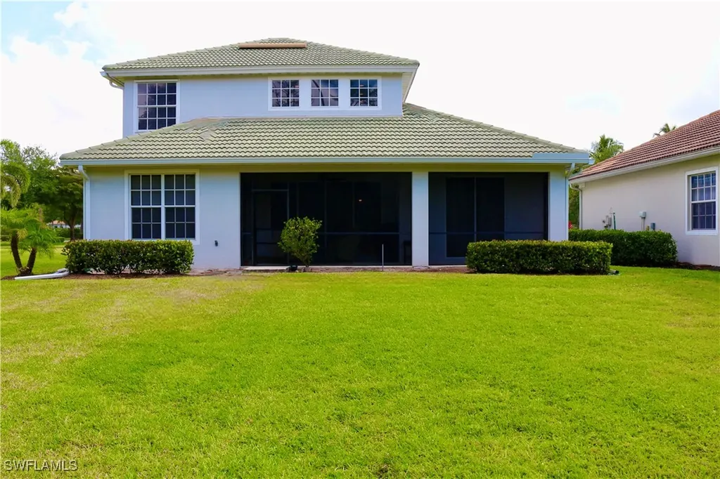 15474 Los Reyes Lane Naples FL 34110