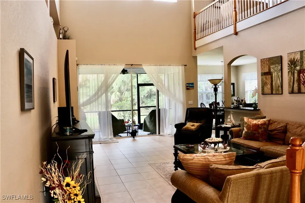 15474 Los Reyes Lane Naples FL 34110