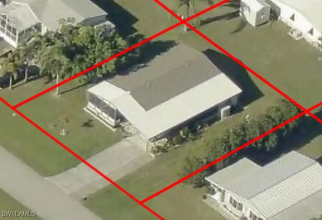 26249 Squire Lane Bonita Springs FL 34135