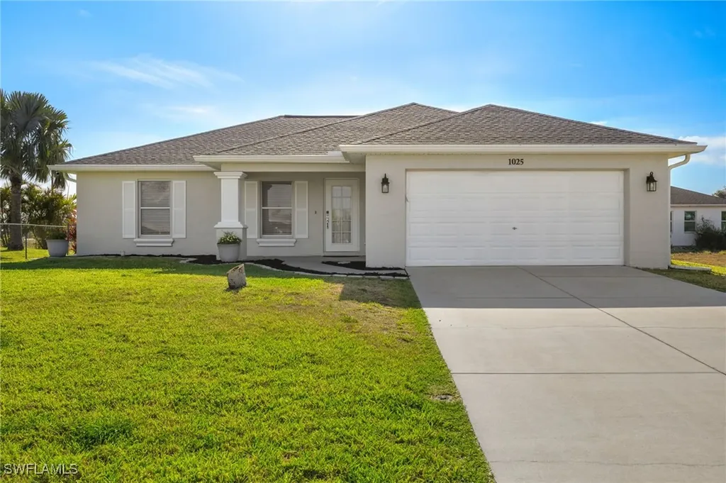 1025 NE 4th Avenue Cape Coral FL 33909