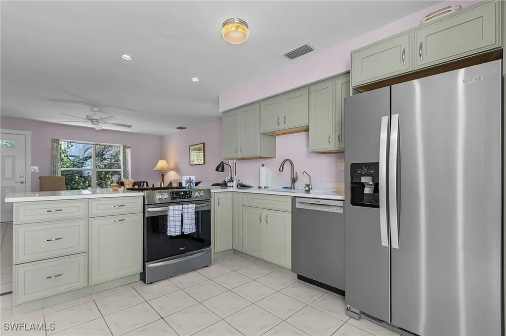 3201/3203 Stabile Road St. James City FL 33956