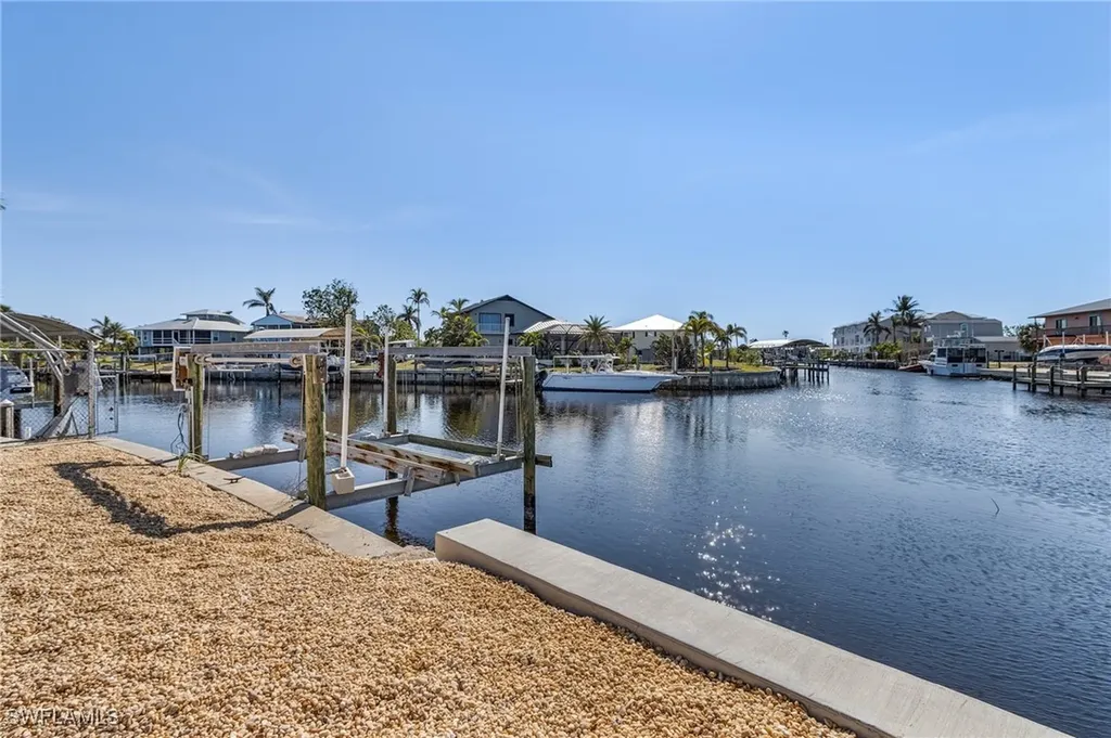 3201/3203 Stabile Road St. James City FL 33956