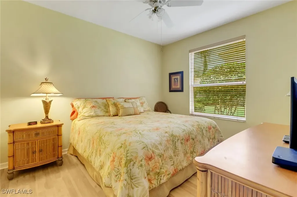 3715 Buttonwood Way Naples FL 34112
