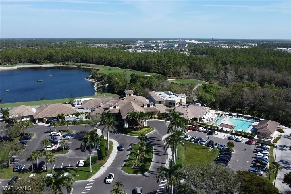 3715 Buttonwood Way Naples FL 34112