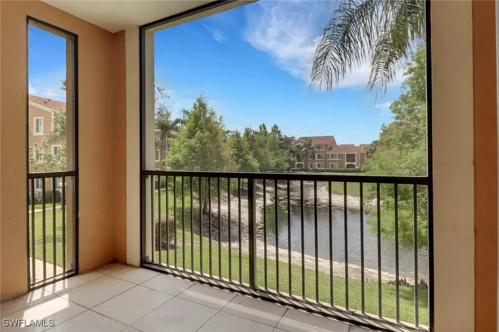 1190 Reserve Way Naples FL 34105
