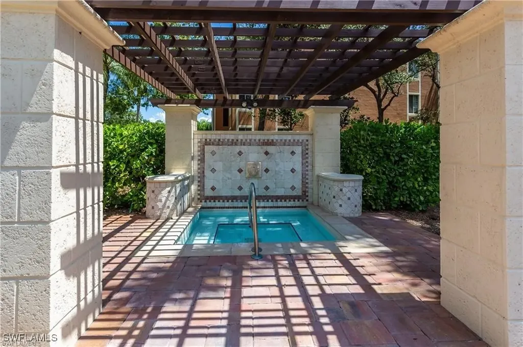 1190 Reserve Way Naples FL 34105