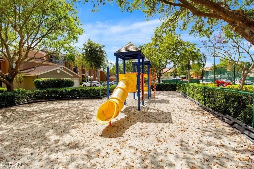 1190 Reserve Way Naples FL 34105