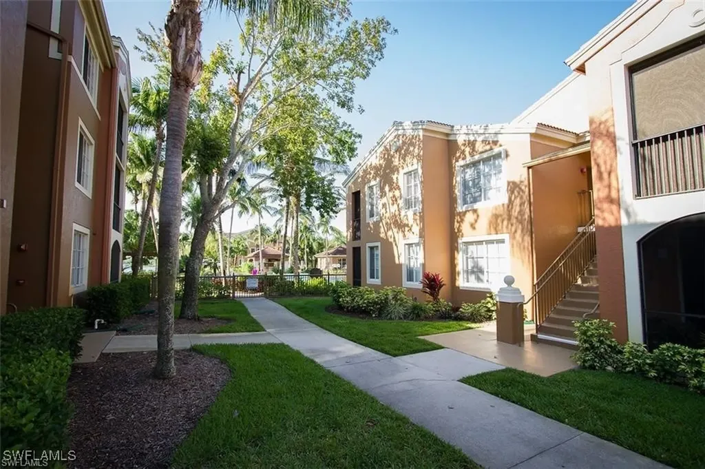 1190 Reserve Way Naples FL 34105