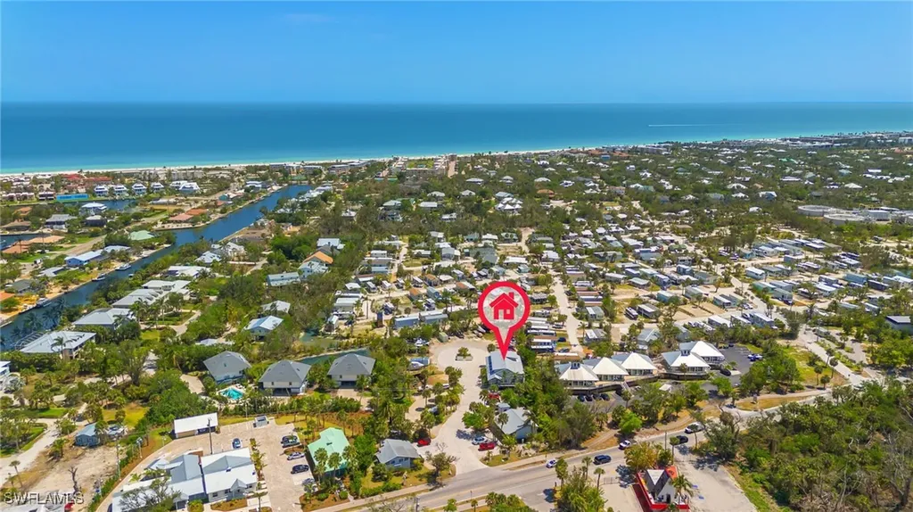 1039 & 1041 Periwinkle Way Sanibel FL 33957