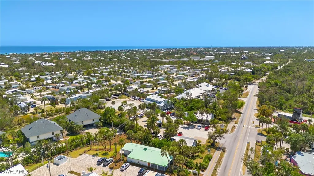1039 & 1041 Periwinkle Way Sanibel FL 33957