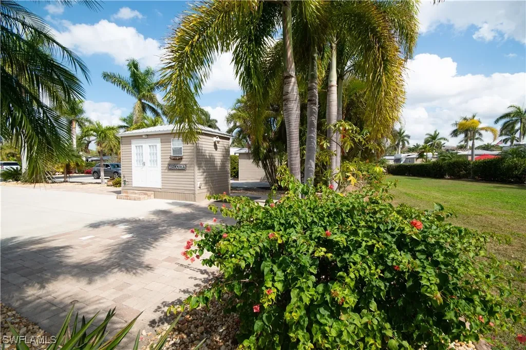 10216 Yellowtop Trail Fort Myers FL 33905