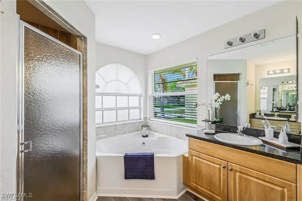 923 SW 28th Terrace Cape Coral FL 33914