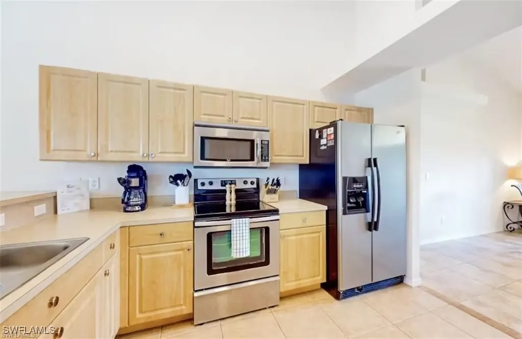 923 SW 28th Terrace Cape Coral FL 33914