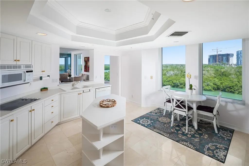 445 Dockside Drive Naples FL 34110