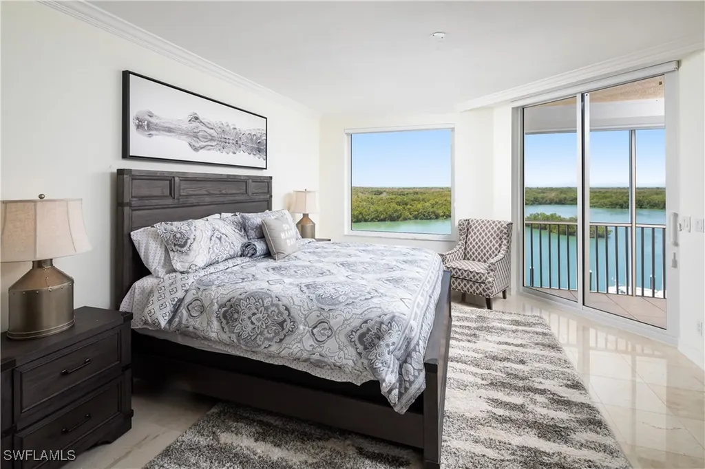 445 Dockside Drive Naples FL 34110