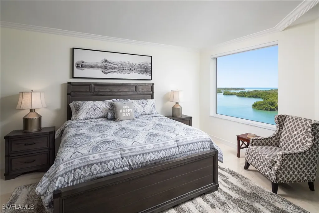 445 Dockside Drive Naples FL 34110