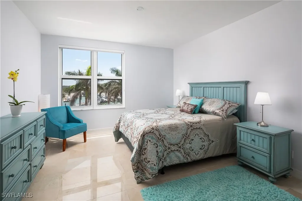 445 Dockside Drive Naples FL 34110