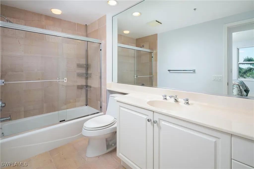 445 Dockside Drive Naples FL 34110