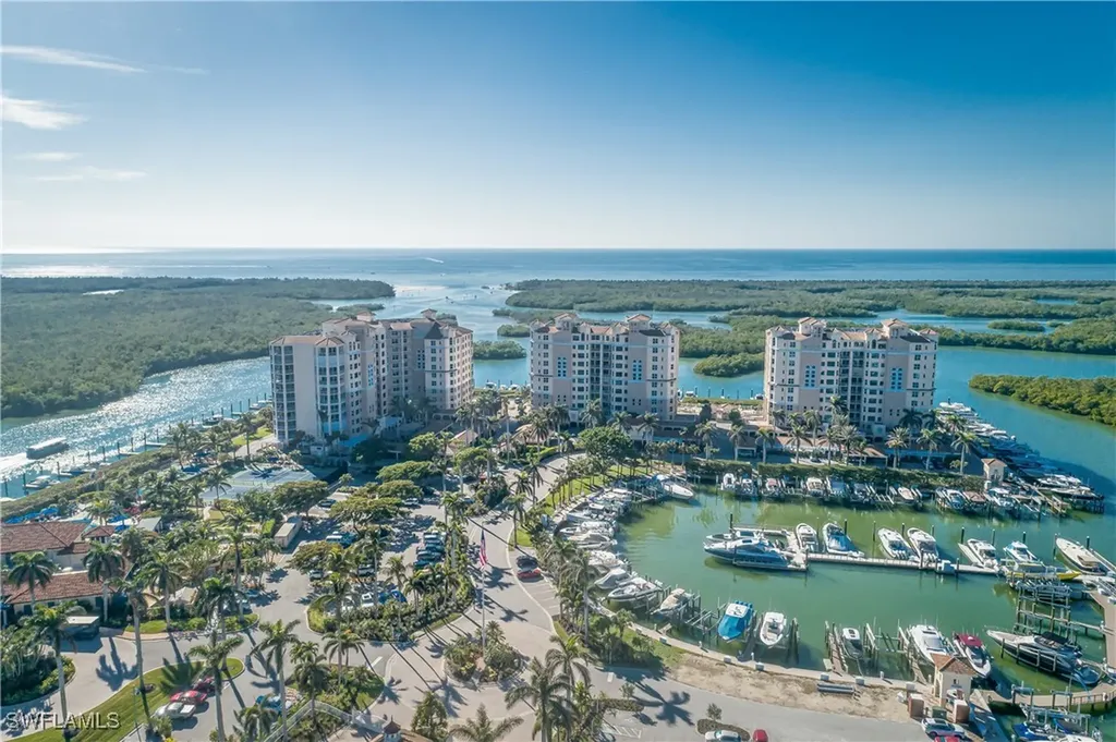 445 Dockside Drive Naples FL 34110