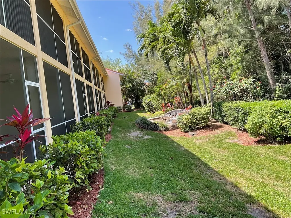 2380 Bayou Lane Naples FL 34112