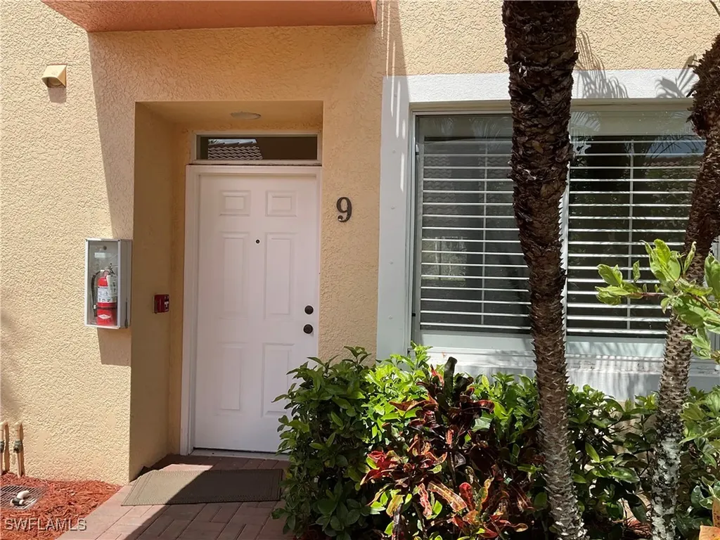 2380 Bayou Lane Naples FL 34112