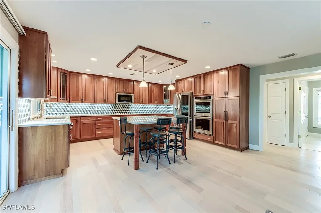1111 Schooner Place Sanibel FL 33957