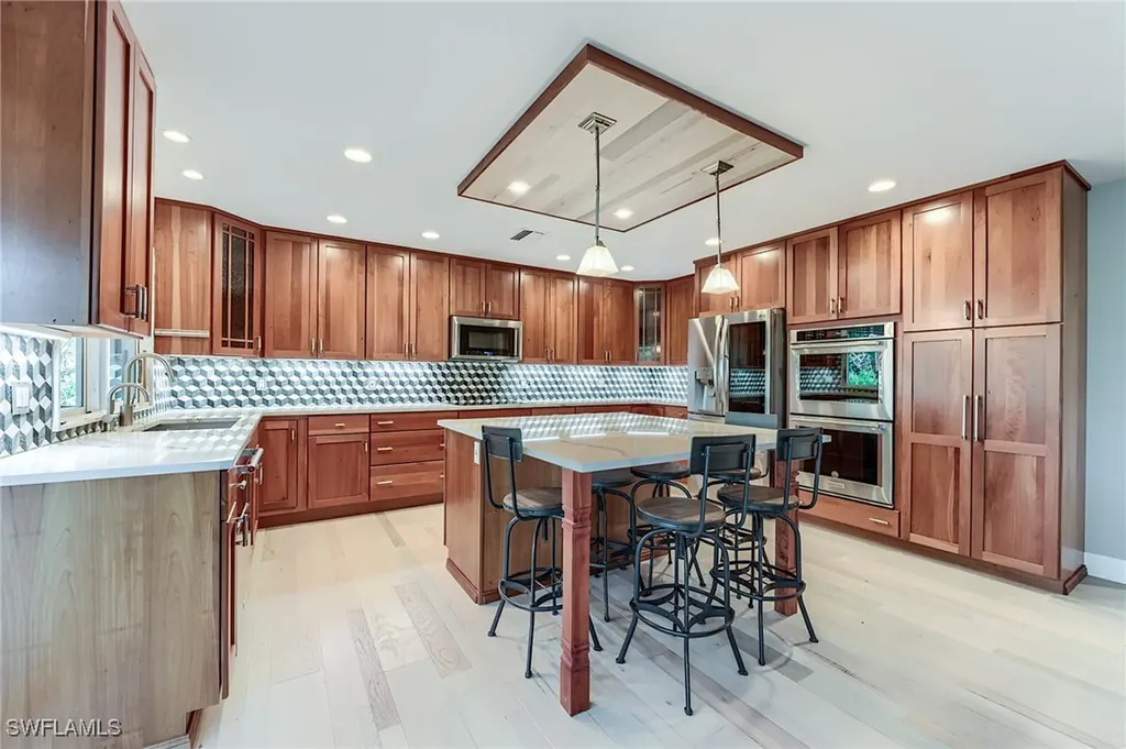 1111 Schooner Place Sanibel FL 33957