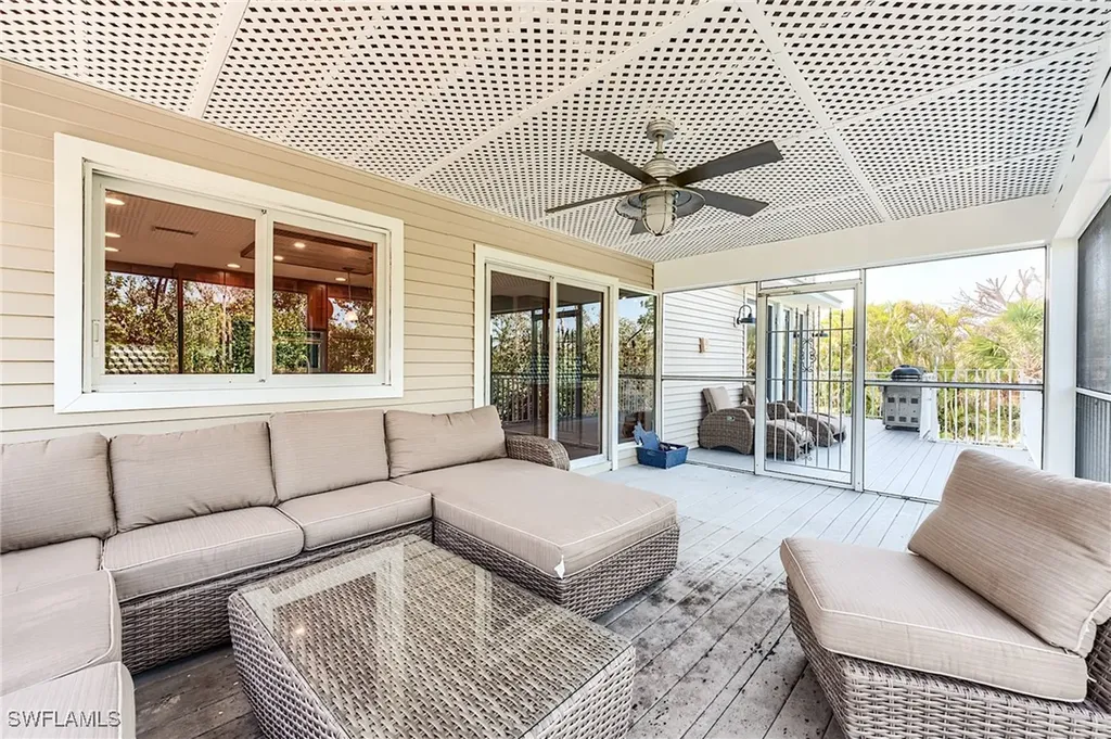 1111 Schooner Place Sanibel FL 33957