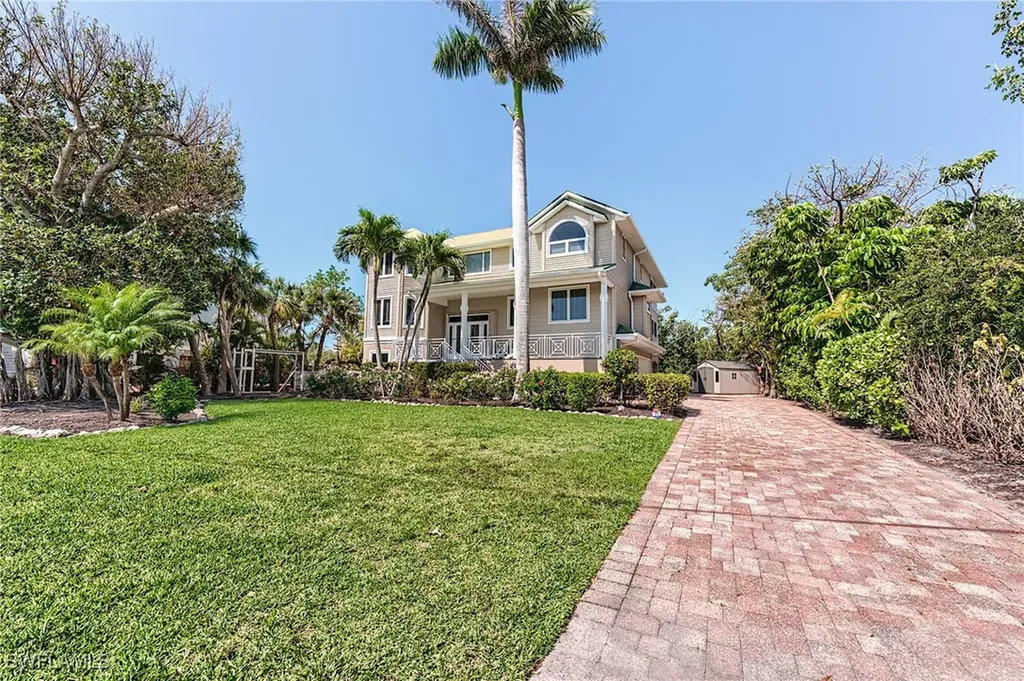 1111 Schooner Place Sanibel FL 33957