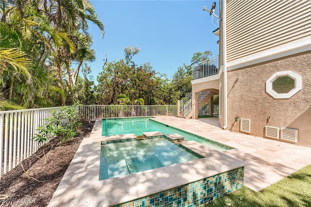 1111 Schooner Place Sanibel FL 33957