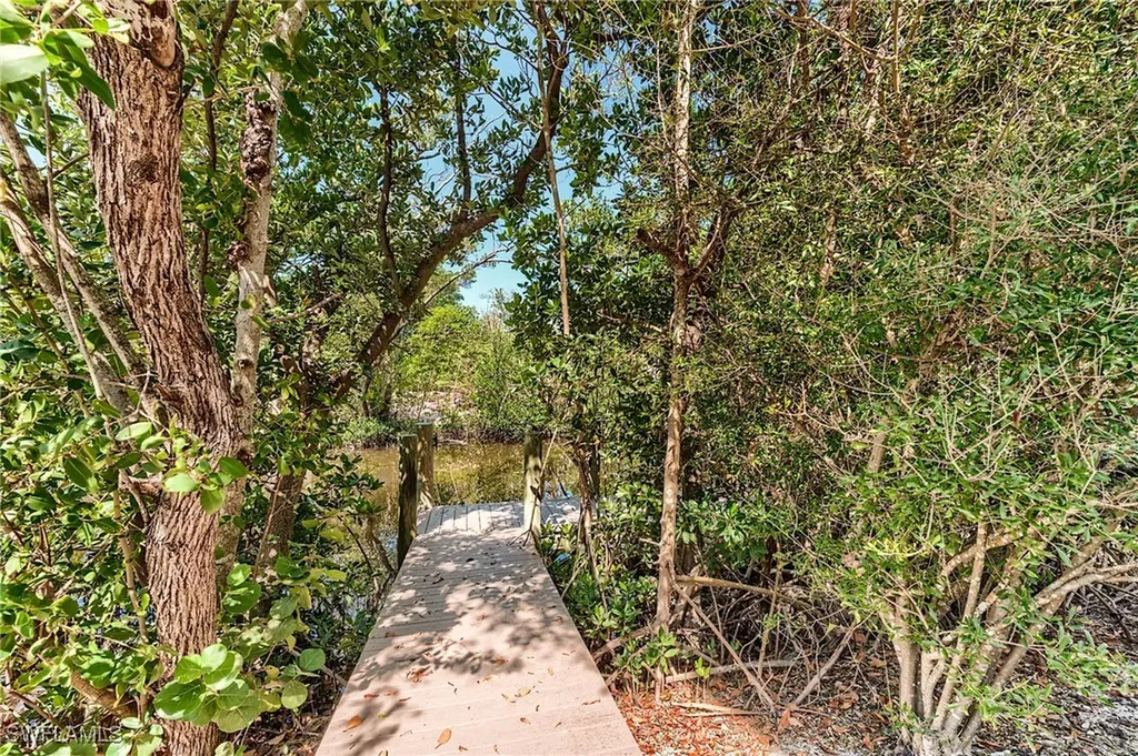 1111 Schooner Place Sanibel FL 33957