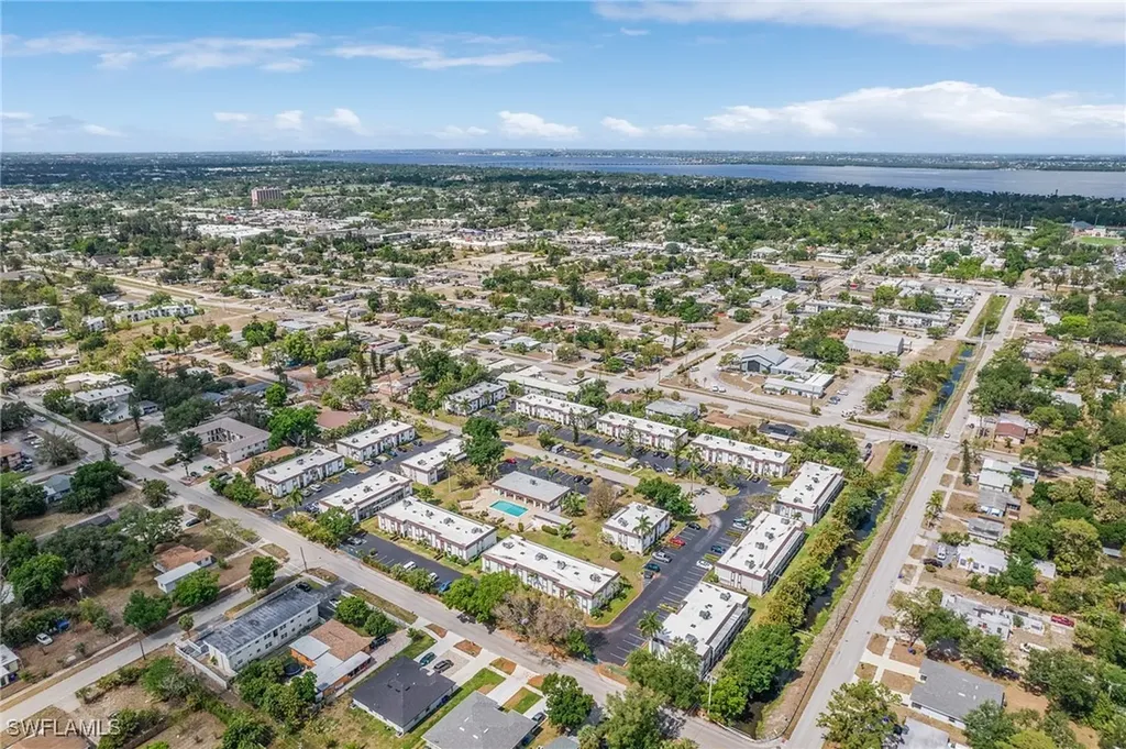 2828 Jackson Street Fort Myers FL 33901