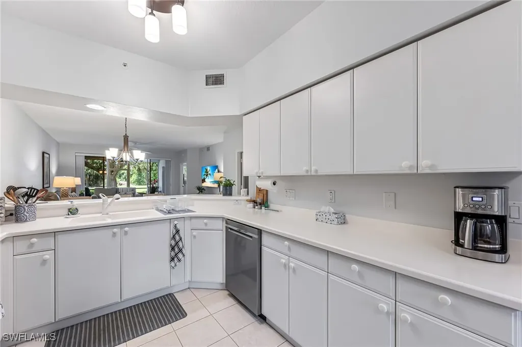 8115 Celeste Drive Naples FL 34113