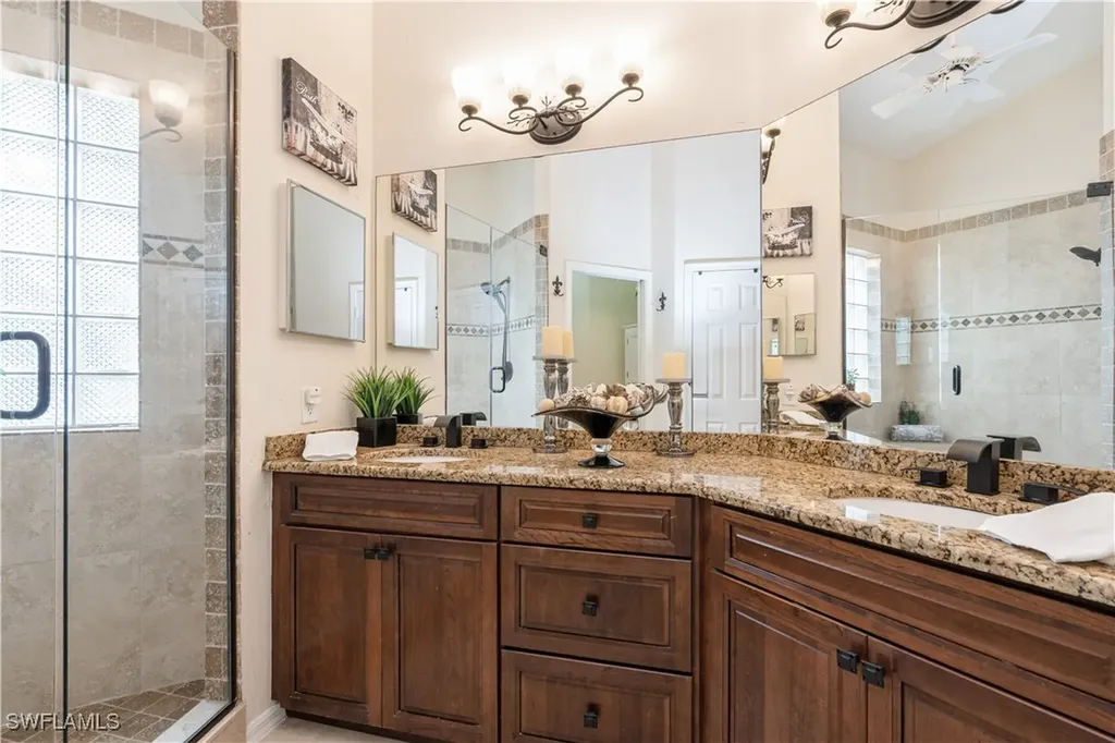 81 Silver Oaks Circle Naples FL 34119