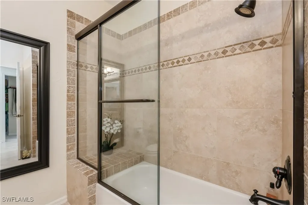 81 Silver Oaks Circle Naples FL 34119