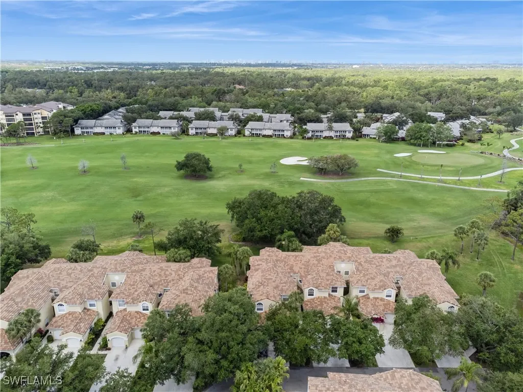 81 Silver Oaks Circle Naples FL 34119