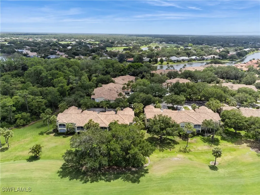 81 Silver Oaks Circle Naples FL 34119