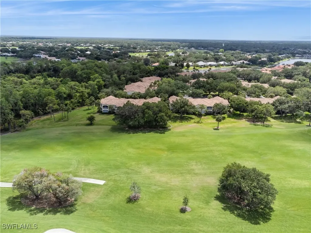 81 Silver Oaks Circle Naples FL 34119