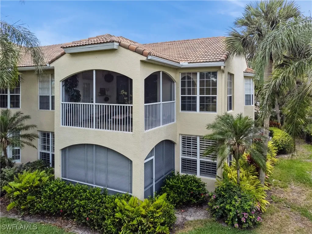 81 Silver Oaks Circle Naples FL 34119