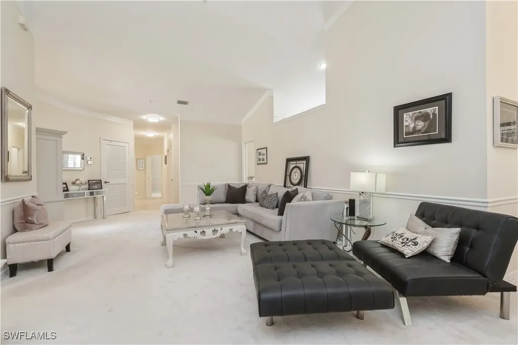 81 Silver Oaks Circle Naples FL 34119