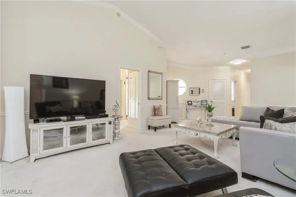 81 Silver Oaks Circle Naples FL 34119