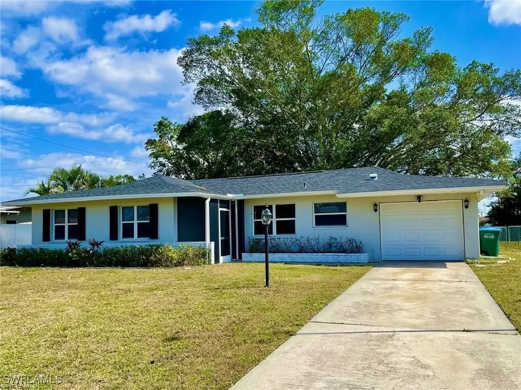 2709 SE 18th Place Cape Coral FL 33904