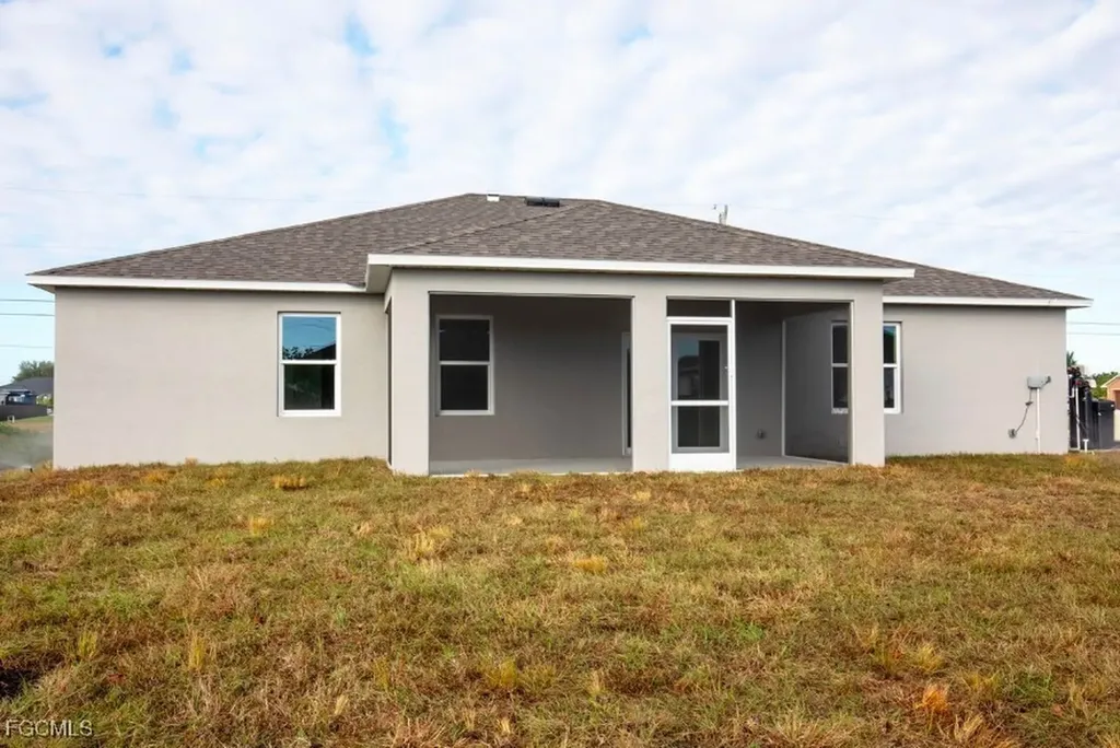 421 NW 16th Place Cape Coral FL 33993