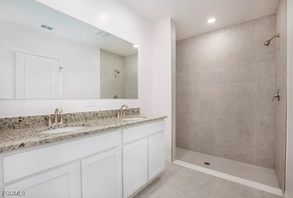 421 NW 16th Place Cape Coral FL 33993
